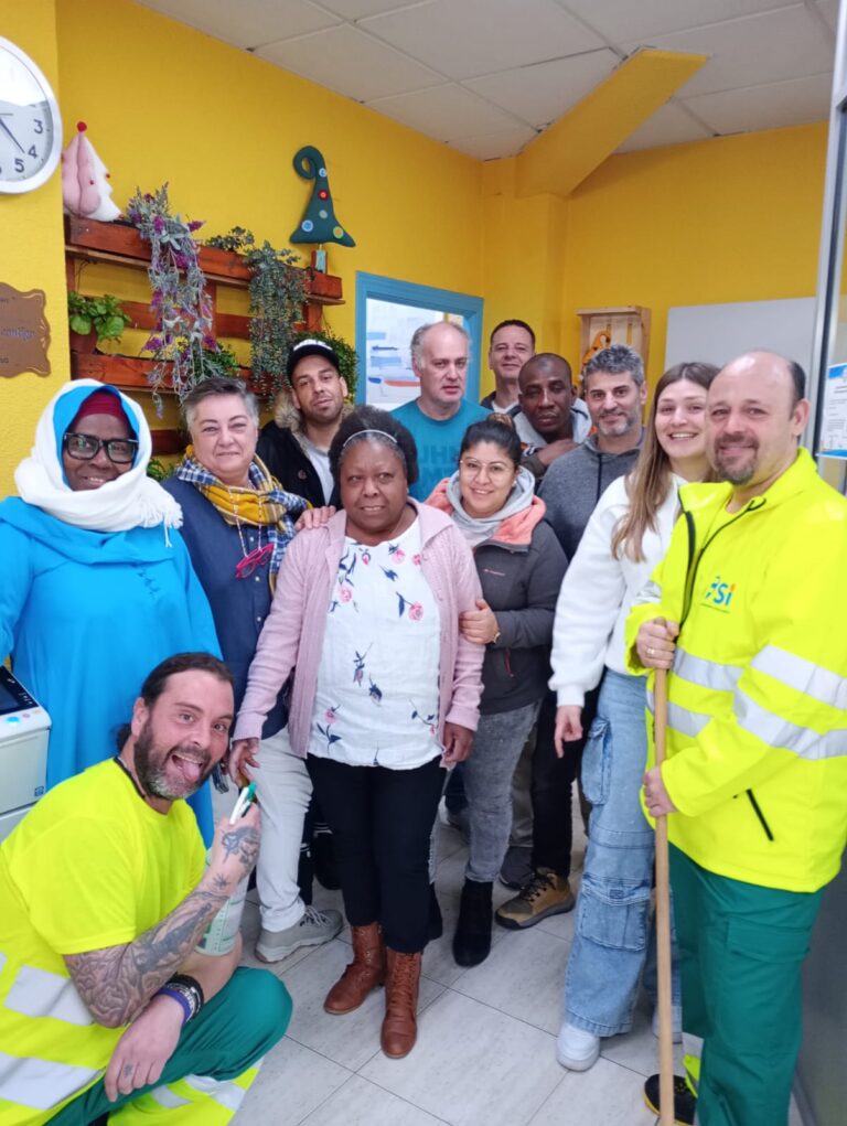 Del aula al terreno: la aventura práctica del certificado profesional SEAG0209 LIMPIEZA EN ESPACIOS ABIERTOS E INSTALACIONES INDUSTRIALES comienza ¡y con un estilo único!